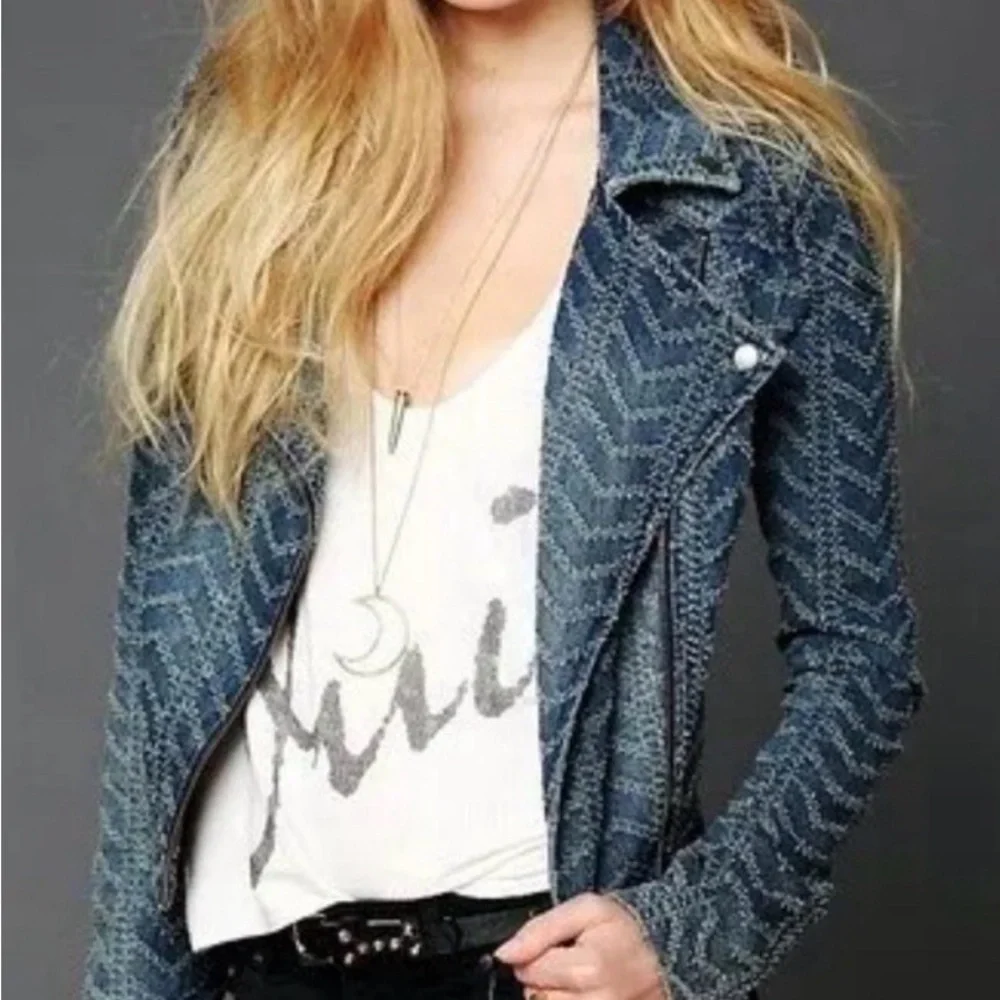 Free People Denim Moto Zip Chevron Jacket Textured Blue Size 4 - Picture 3 of 5